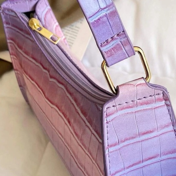 Ombre Croc Embossed Baguette Bag - Picture 3 of 4